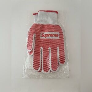 New Supreme Grip Work Gloves SS18 One